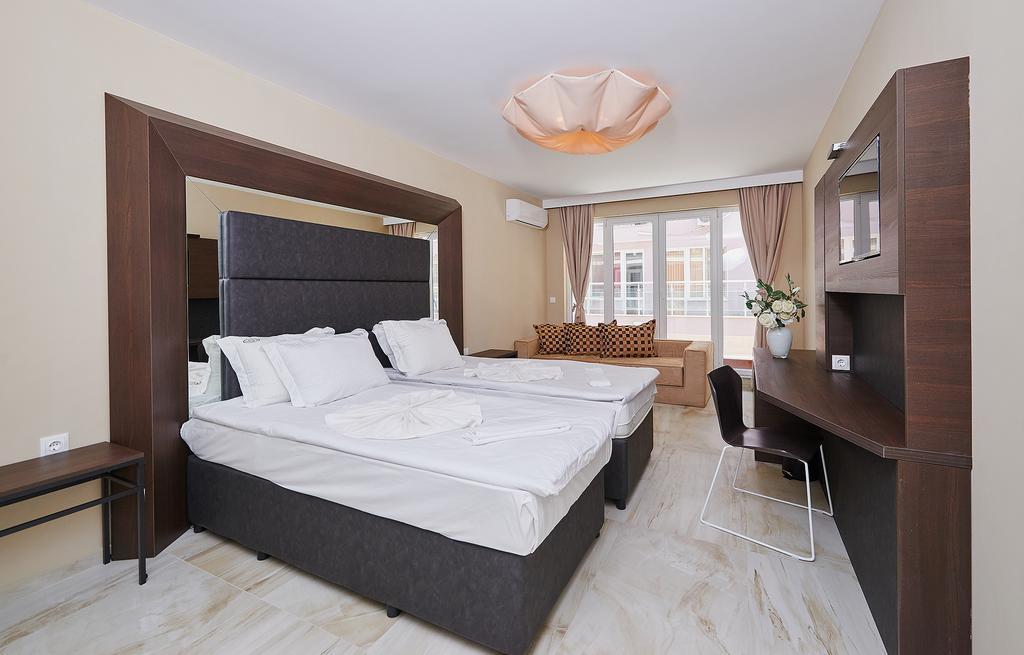 Botabara Del Mar Boutique Aparthotel Pomorie Room photo